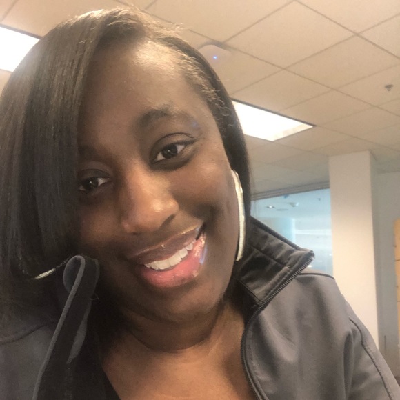 Meet your Posher, Nakiya - Picture 1 of 1